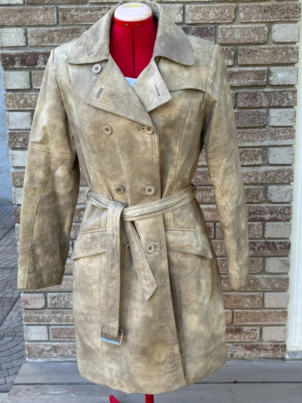 Danier Genuine Leather Trench Coat Taupe Beige Belted Double Breasted Large